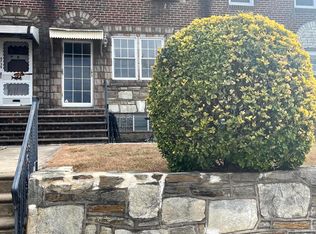 6737 Cottage St, Philadelphia, PA 19135