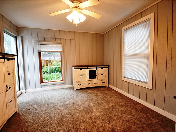 4th image of 918 Watrous Ave