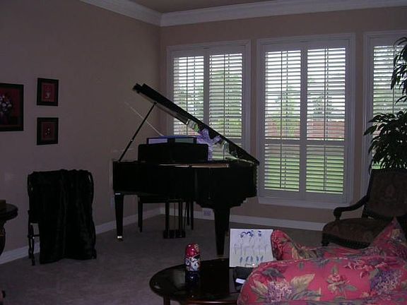 Formal Living area