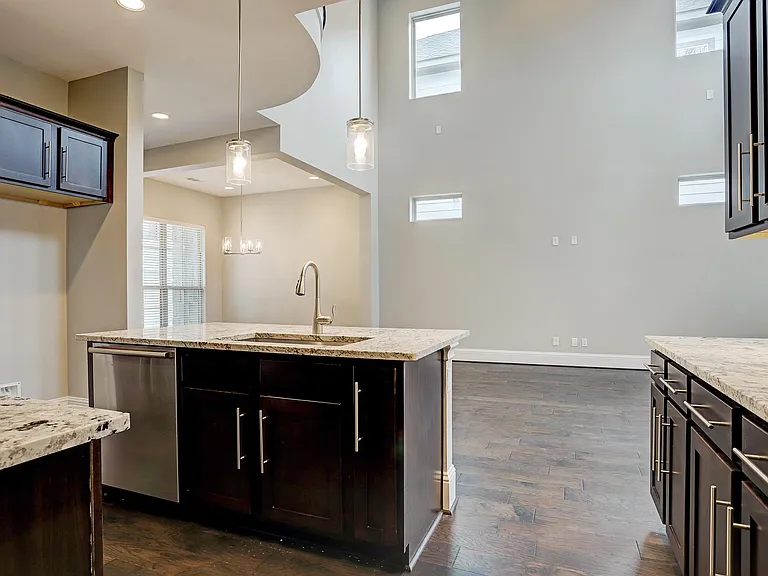 4851 Benning Dr — Photo 5
