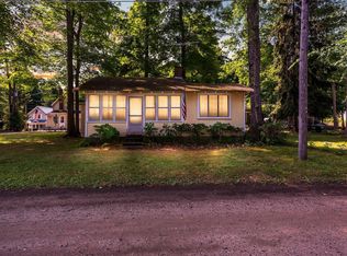 100 Saint Johns Ave, Crystal, MI 48818