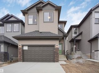 1519 12th Ave NW, Edmonton, AB T6T2J9