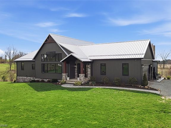2nd image of 1258 Township Road 1453