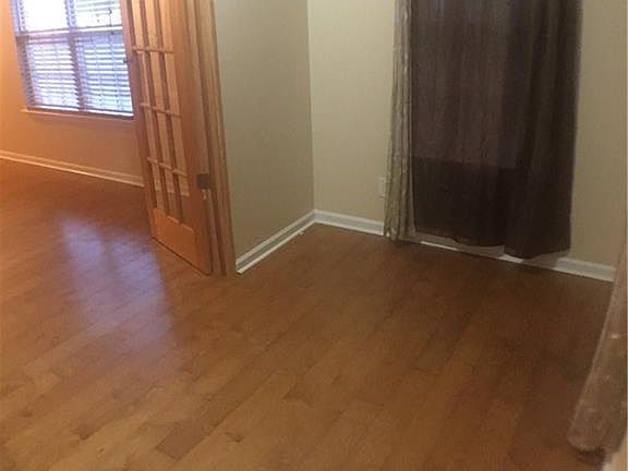 4th image of 1006 Highstone Dr