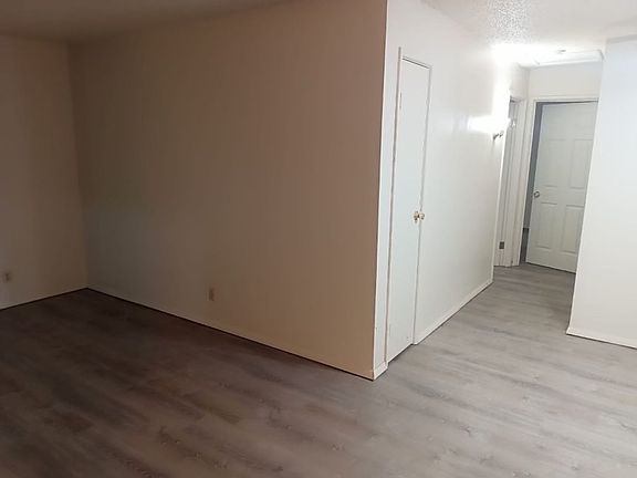 2nd image of 32 Woodglen Apts APT D-38