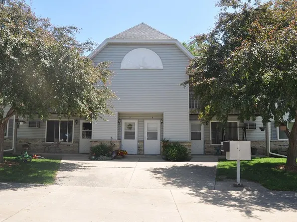 26532 Lilac Ln, Wind Lake, WI 53185