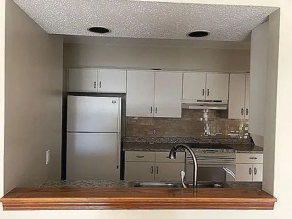 4th image of 3403 Timberline Dr