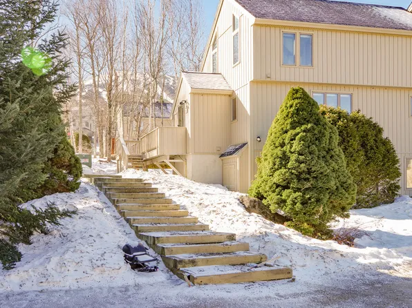 2290 Maple Drive #2290, Carrabassett Valley, ME 04947