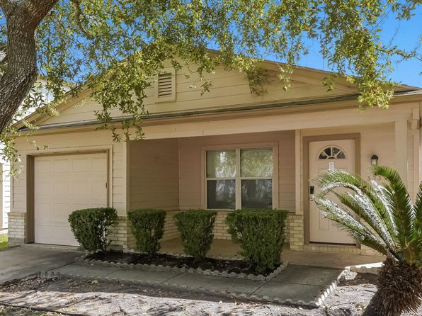 3235 Dartmouth Field Ln