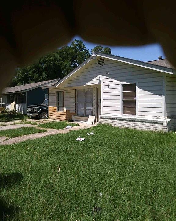 1st image of 9251 Oak Knoll Ln
