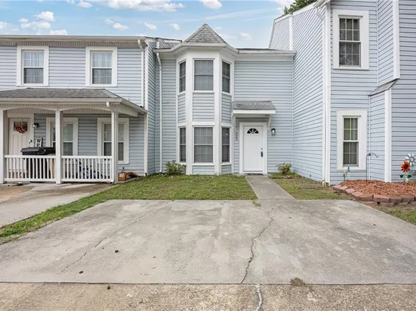 809 Fraternity Ct, Virginia Beach, VA 23462