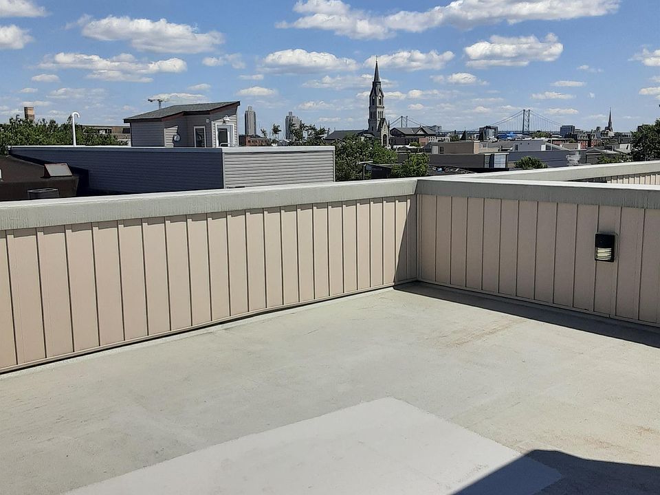 Check out my video tour of this gorgeous spot with this rooftop deck! https://www.youtube.com/watch?