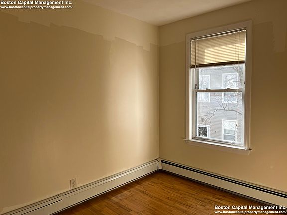 5th image of 84 Hampshire St APT 3