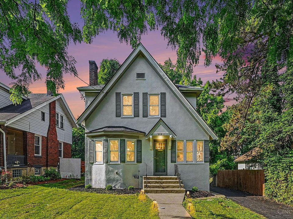 1st image of 209 Wedgewood Ave