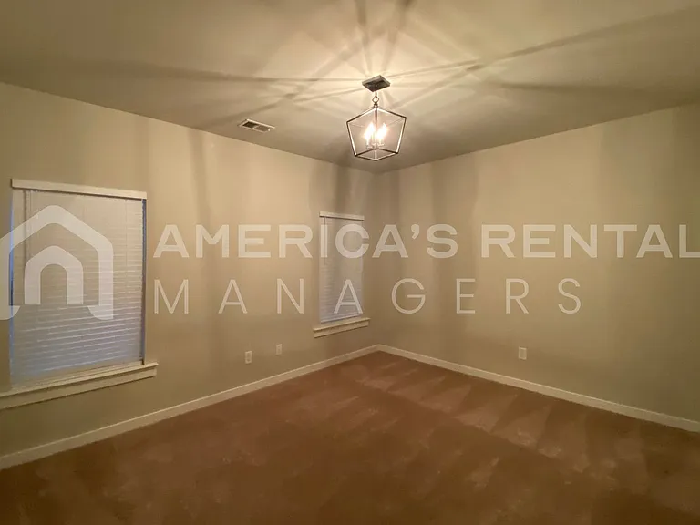 240 Avalon Way — Photo 25