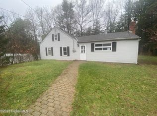 3045 E Old State Rd, Schenectady, NY 12303