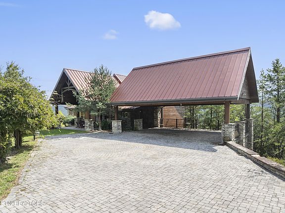2nd image of 2410 Smoky Vista Way