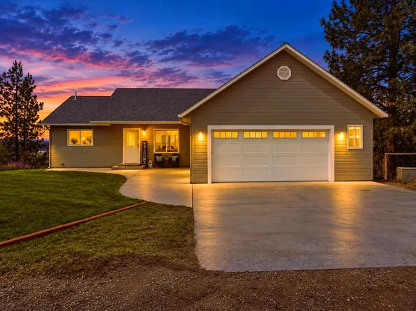 1095 Iron Cap Dr, Stevensville, MT 59870