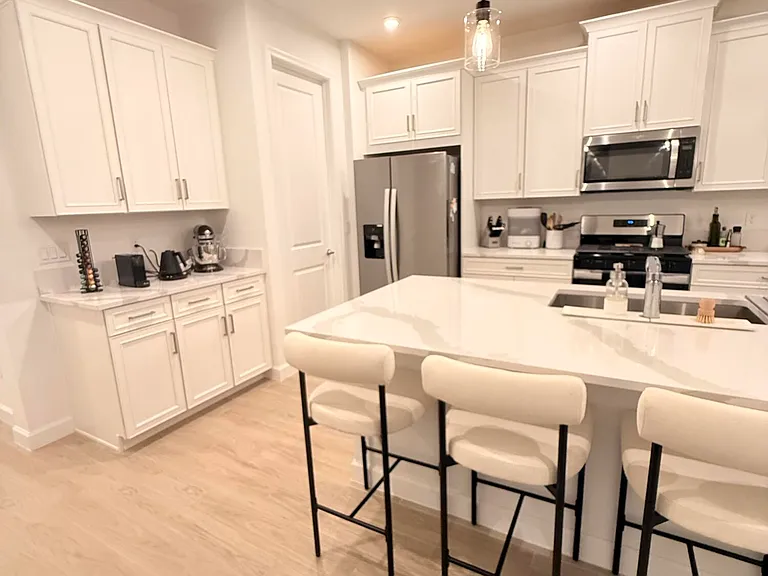 13462 SW Bally Dr — Photo 4
