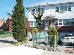 15078 15th Dr, Flushing, NY