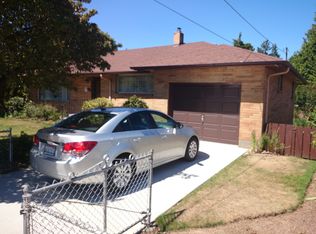 3712 SW 100th St, Seattle, WA 98146