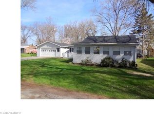 115 W Algonquin Trl, Sandusky, OH 44870