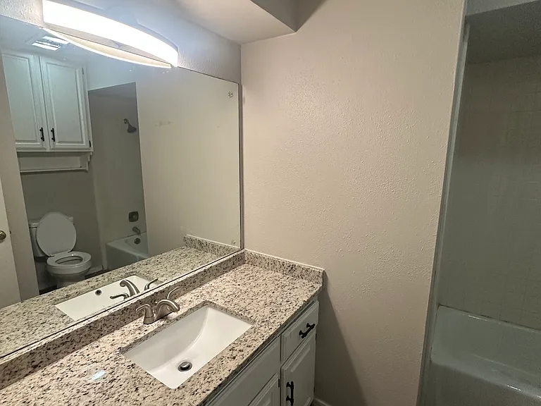 3224 S Ash Ct W — Photo 8