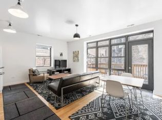 1219 W Gunnison St APT 2R, Chicago, IL 60640