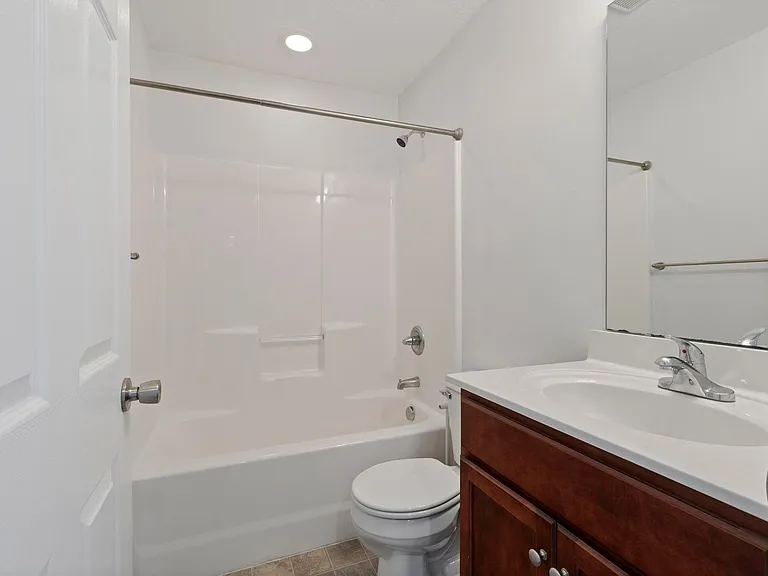 117 Brians Woods Rd — Photo 10