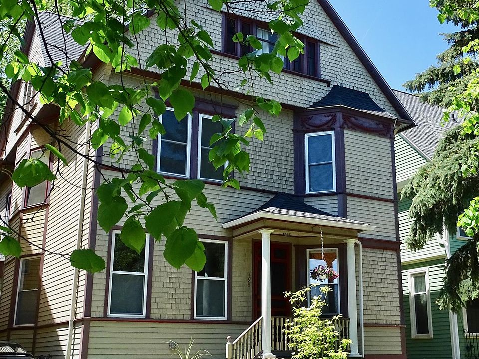 1st image of 198 Ashland Ave