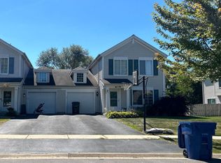 619 Briarcliff Dr, Minooka, IL 60447