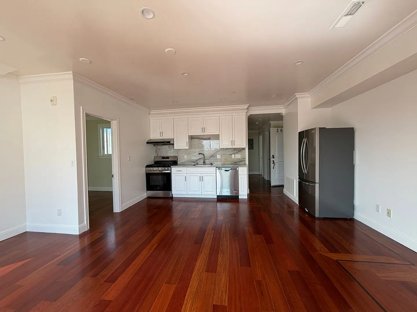 Spacious & Conveniently W/ Deck & In-unit Laundry — Photo 2