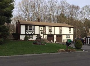 104 Forest Valley Rd, Pleasant Valley, NY 12569