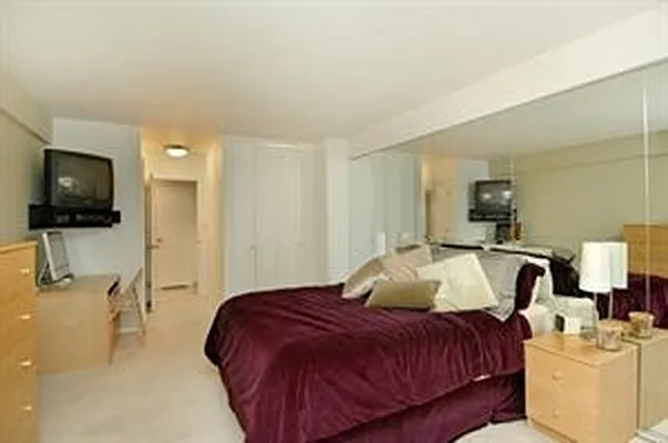 Sold by Douglas Elliman | media 8