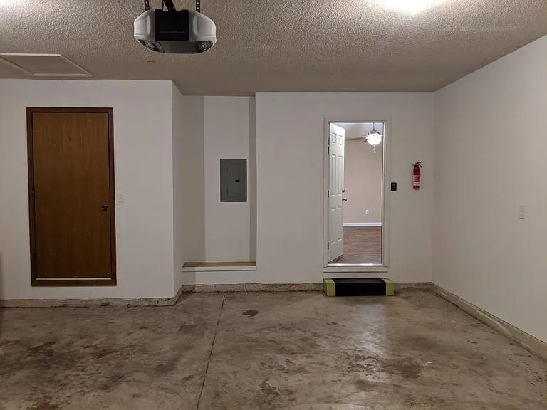528 E Redwood St — Photo 21