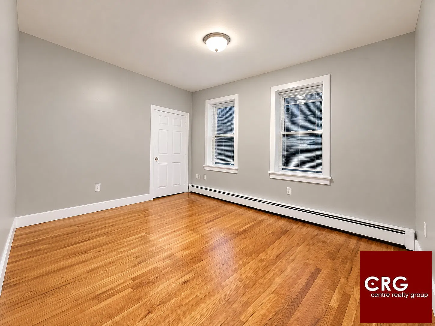 3 bed, 1.0 bath, 1100 sqft, $2,900 — Photo 4
