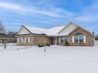 9120 Clear Creek Dr, Evansville, IN 47711