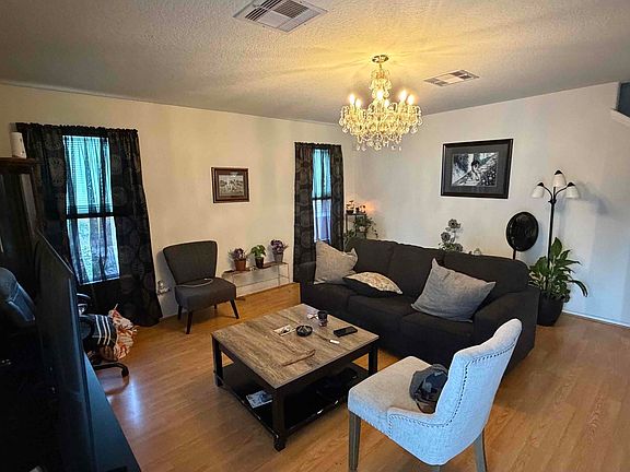 2nd image of 3830 Bosque Seco