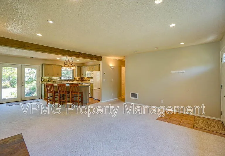 12014 NE 16th St — Photo 5