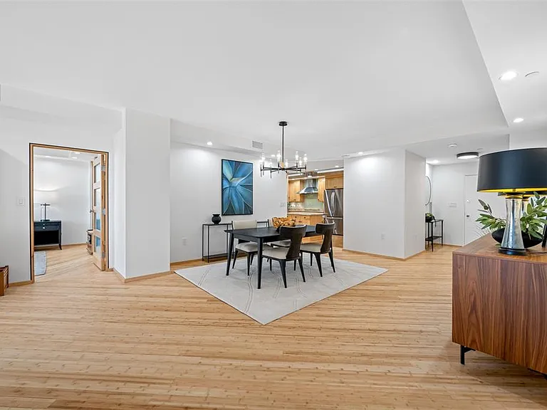 1 Beach Dr SE #2211 — Photo 6