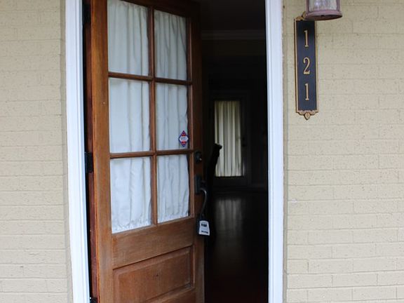 3rd image of 121 Private Road 1084