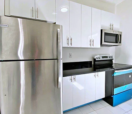 Rented by Bohemia Realty Group | media 2