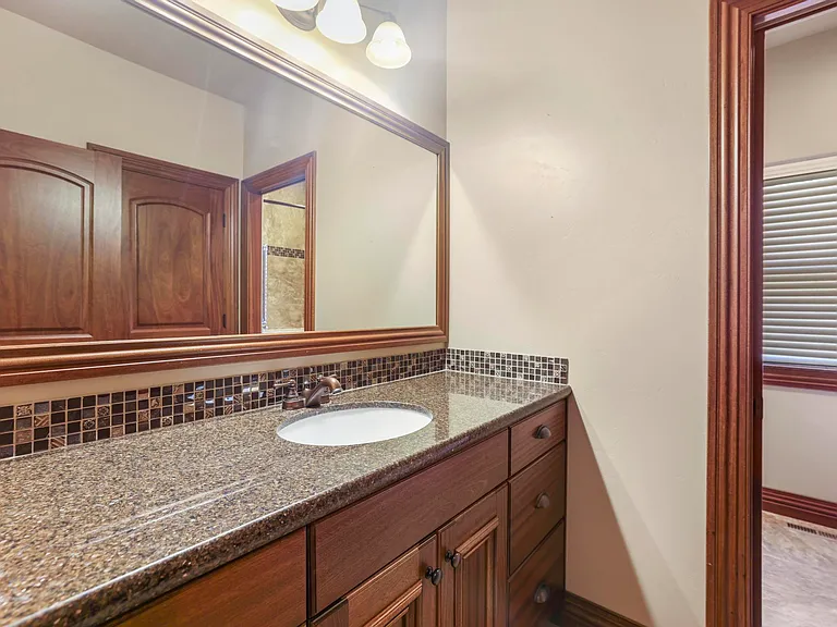 670 Sun Terrace Dr — Photo 29