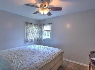 1716 W Ravina Park Rd, Decatur, IL 62526