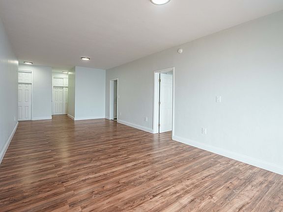 4th image of 7927 East Dr APT 268