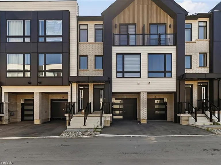 55 Tom Brown Dr #14 — Photo 1