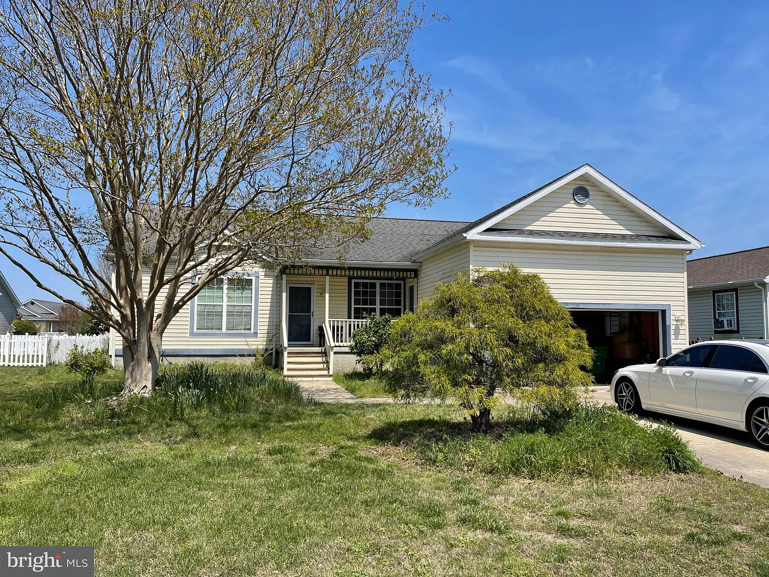 4 bed, 3.0 bath, 1900 sqft, $2,950 — Photo 1