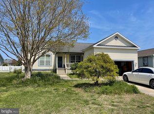 17 White Crane Dr, Berlin, MD 21811