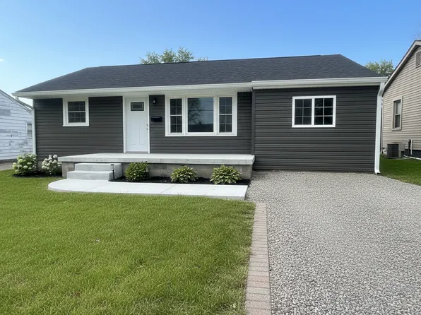 528 W 20th St, Metropolis, IL 62960