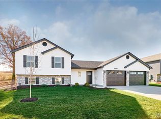 28535 Shallow Water Rd, Warrenton, MO 63383